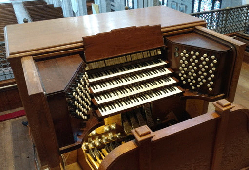 1938 four-manual Casavant gallery console