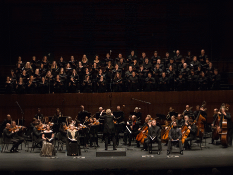 Conductor Jane Glover leads the Oregon Bach Festival Orchestra in a performance of the Mozart Requiem on the festival's opening night in 2019 (photo credit: Athena Ortmann)