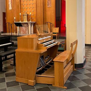 Schantz organ, St. Patrick-St. Anthony Catholic Church, Hartford, Connecticut