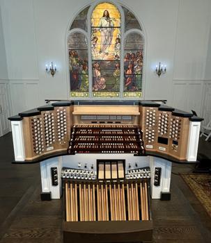 Peragallo console, Green’s Farms Church  Westport, Connecticut