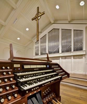 Schlueter organ, St. Simons Island Presbyterian Church