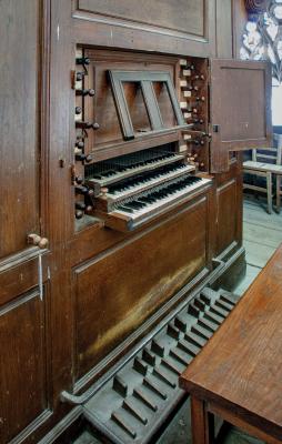 Clicquot organ