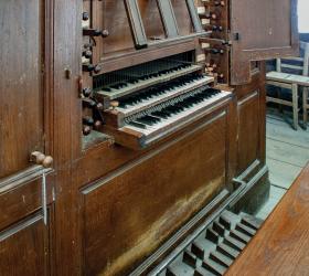 Clicquot organ