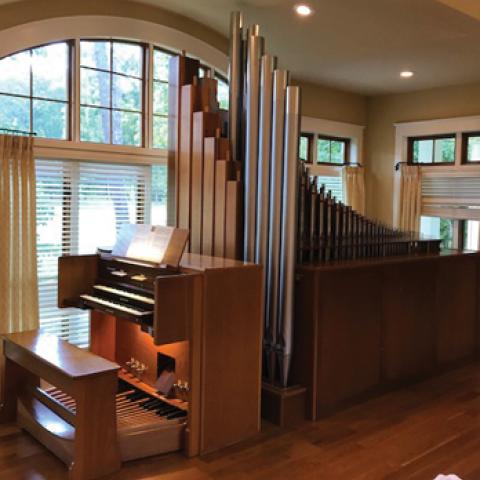 Reuter organ in Burke residence, Huntsville, Alabama