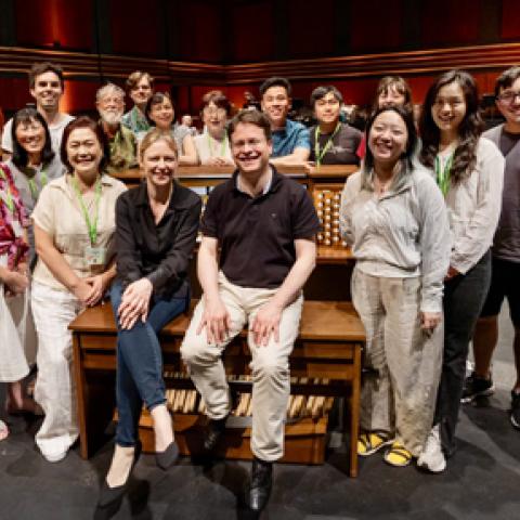 Paul Jacobs with Oregon Bach Festival Organ Institute participants (photo credit: Athena Delene)