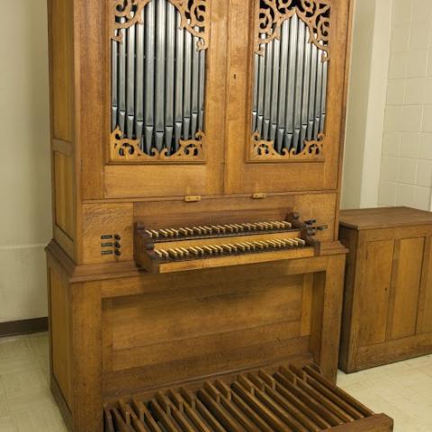 Circa 1976 Flentrop practice organ, Westminster Choir College, Princeton, New Jersey (photo credit: Daryl Robinson)