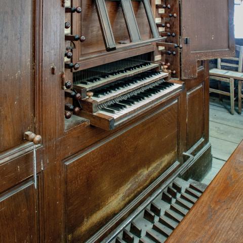 Clicquot organ